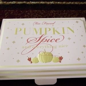 Too Faced Eyeshadow Kit